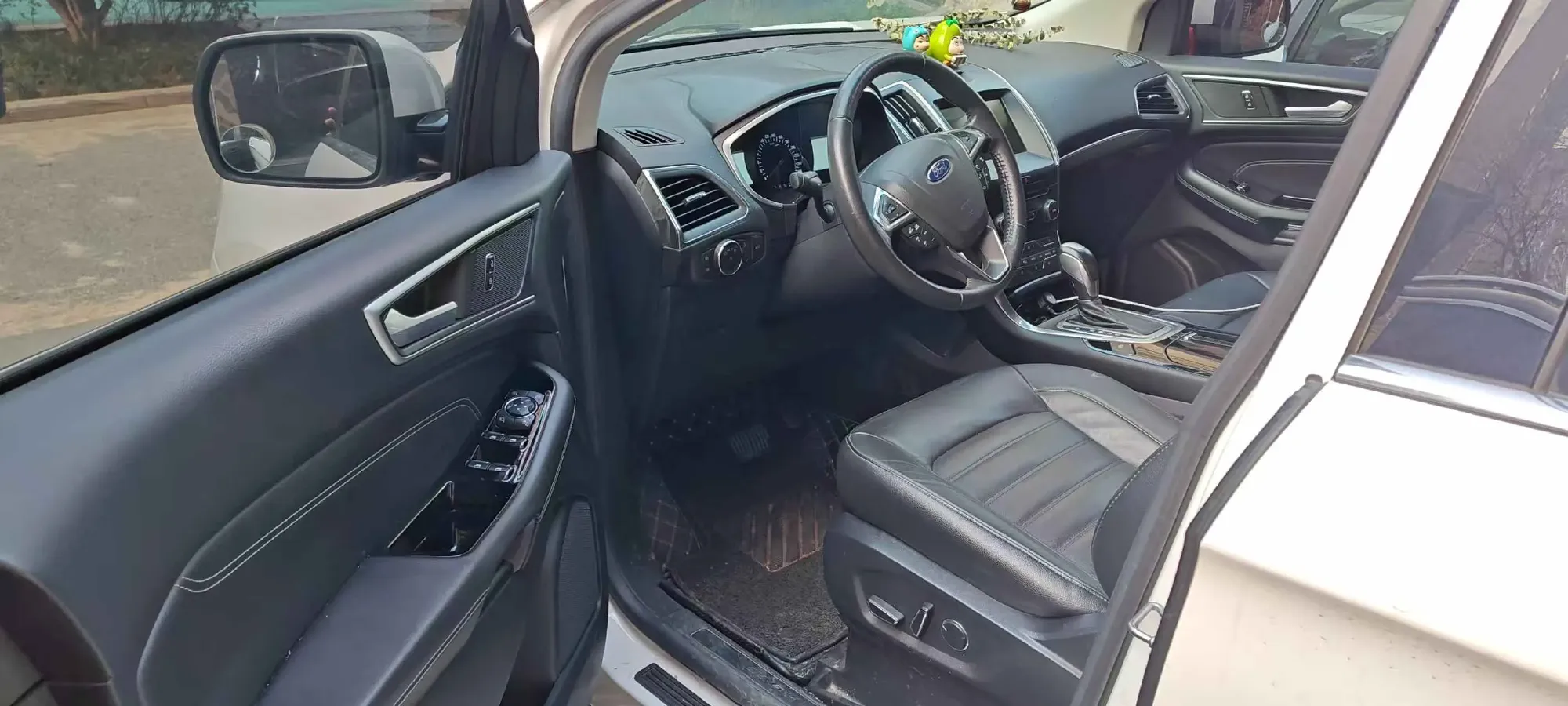 2018 Ford Edge 2.0T 245HP L4 6AT,autocango,china used car exporter,china ev exporter,chinese used car exporter,chinese used ev exporter