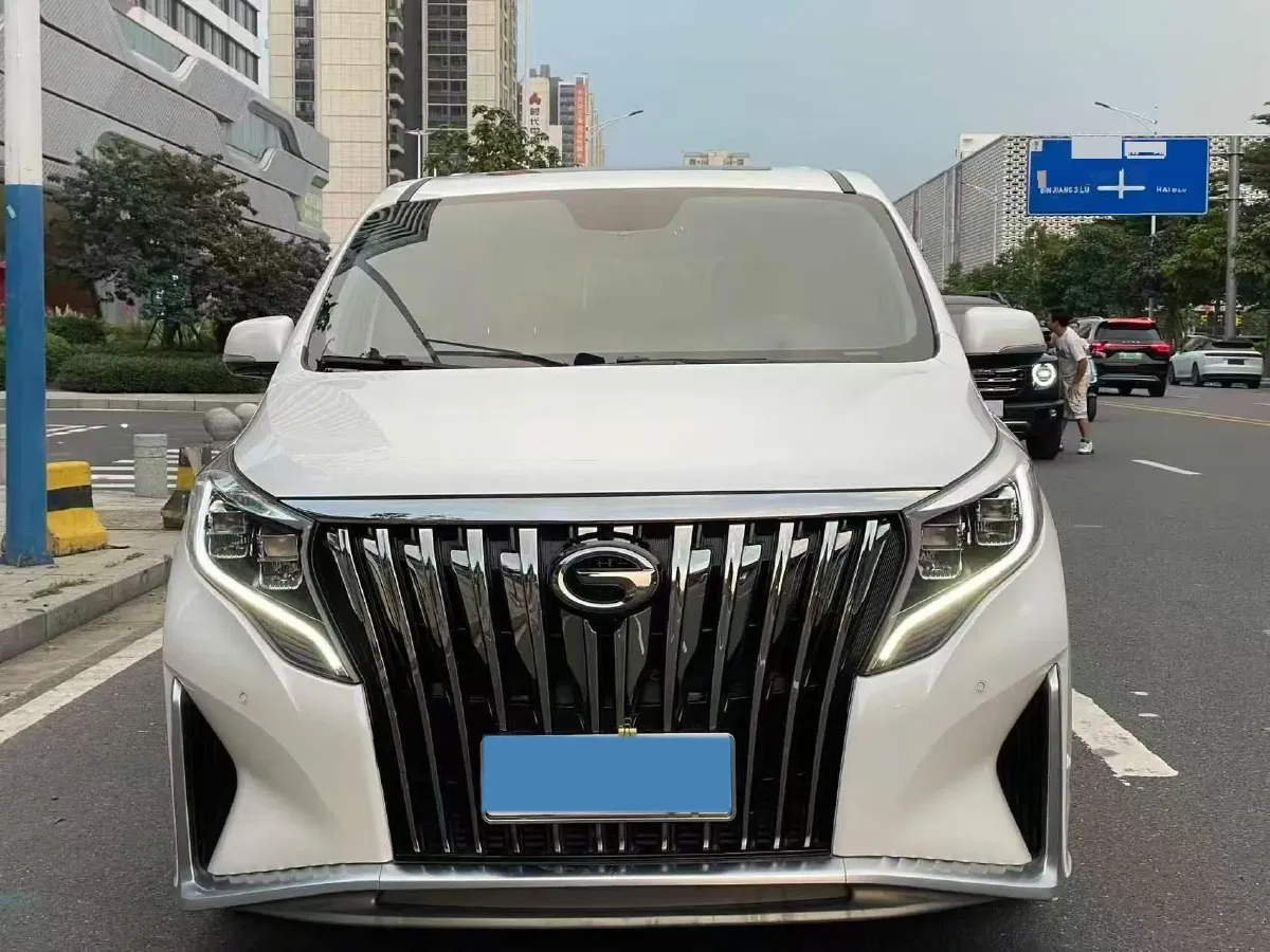 2021 GAC Trumpchi M8 2.0T 252HP L4 8AT,autocango,china used car exporter,china ev exporter,chinese used car exporter,chinese used ev exporter