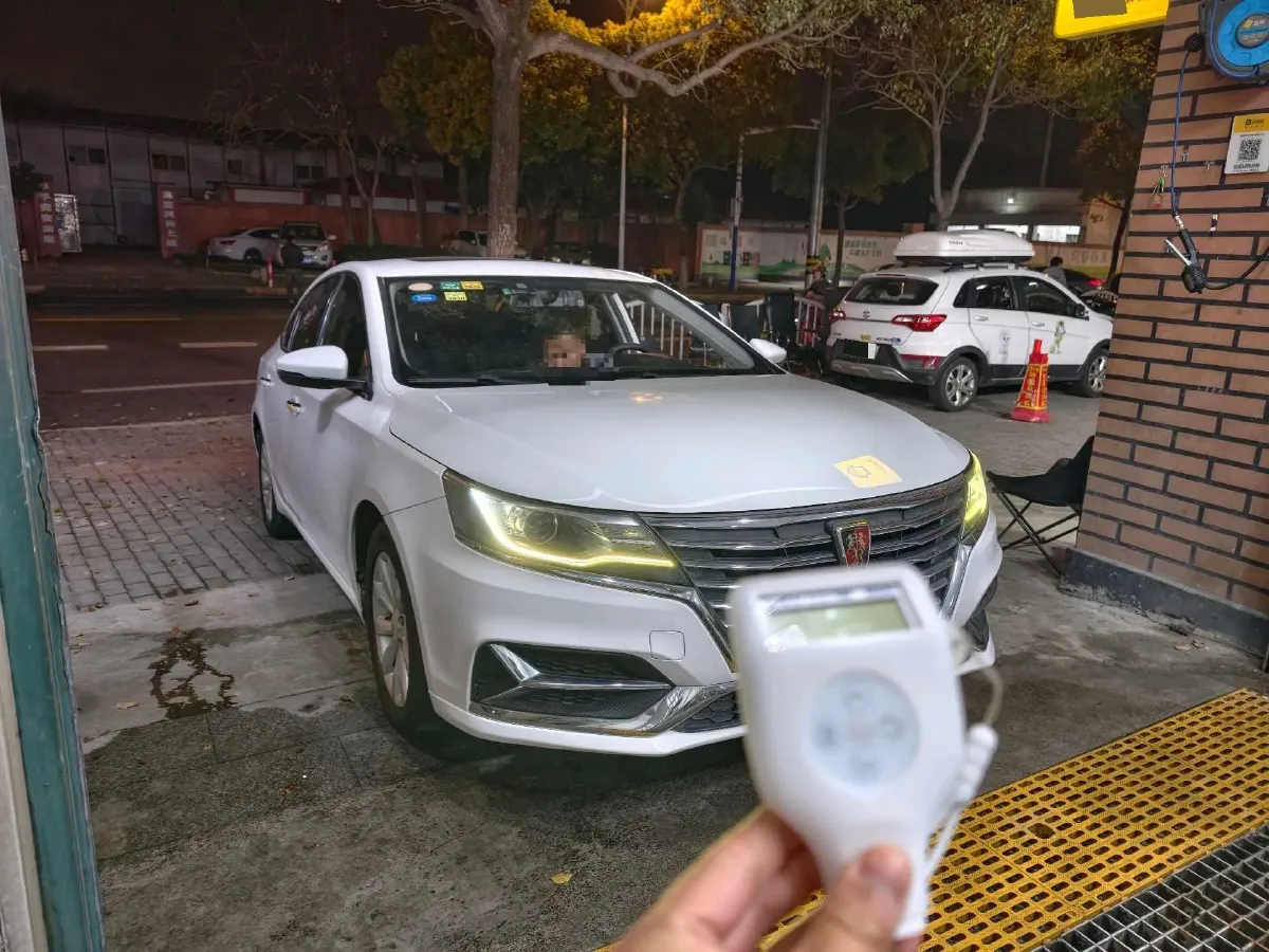 2017 Roewe i6 1.0T 125HP L3 2AT PHEV,autocango,china used car exporter,china ev exporter,chinese used car exporter,chinese used ev exporter