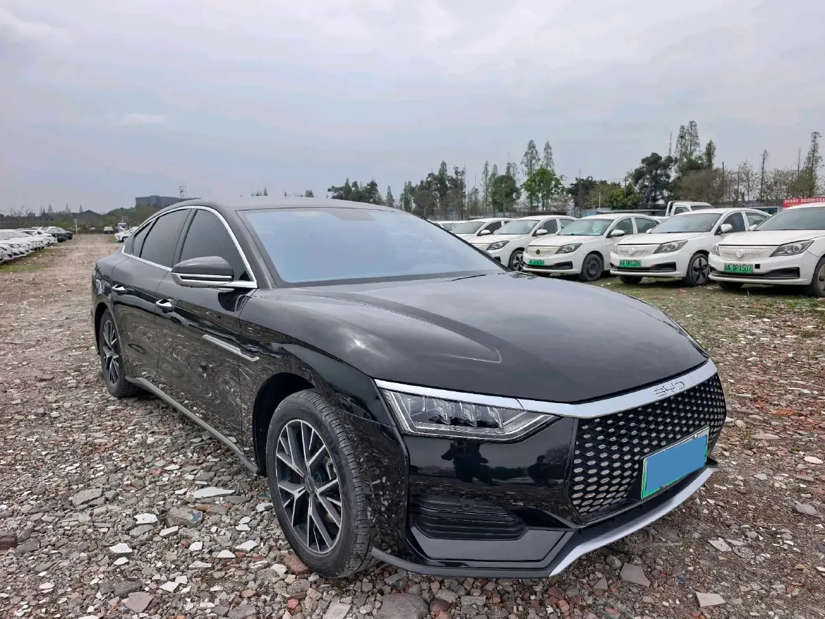 2022 BYD e9 BEV 63.36KWH,autocango,china used car exporter,china ev exporter,chinese used car exporter,chinese used ev exporter