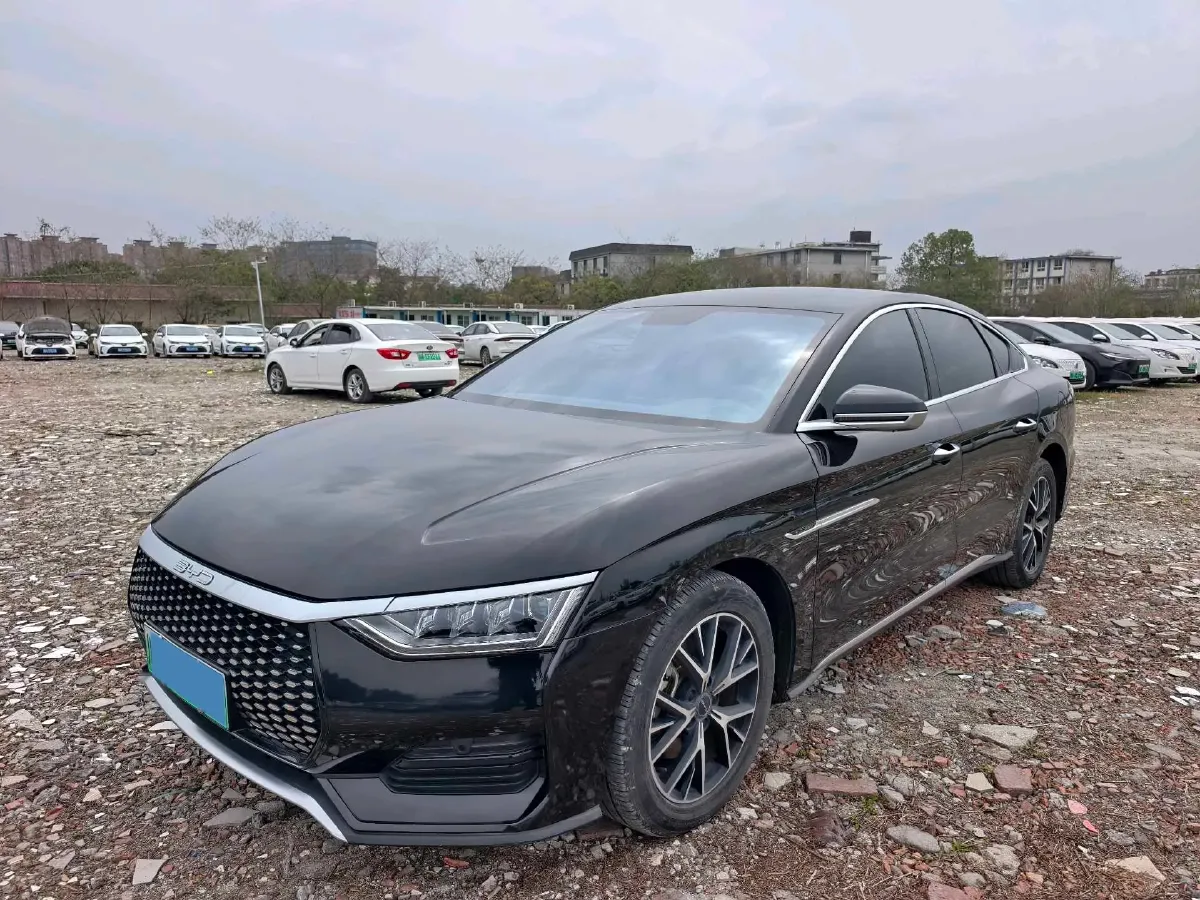 2022 BYD e9 BEV 63.36KWH,autocango,china used car exporter,china ev exporter,chinese used car exporter,chinese used ev exporter