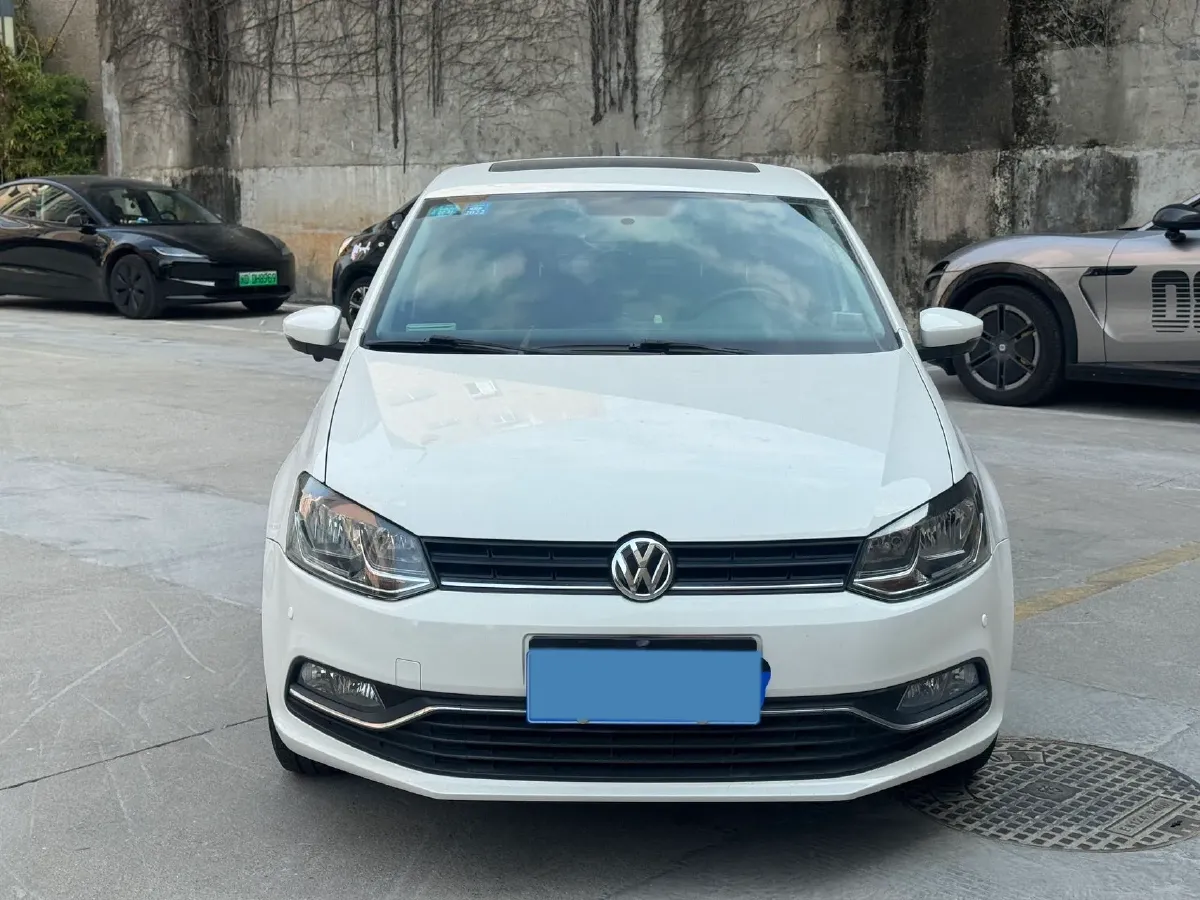 2016 Volkswagen Polo 1.6L 110HP L4 6AT,autocango,china used car exporter,china ev exporter,chinese used car exporter,chinese used ev exporter