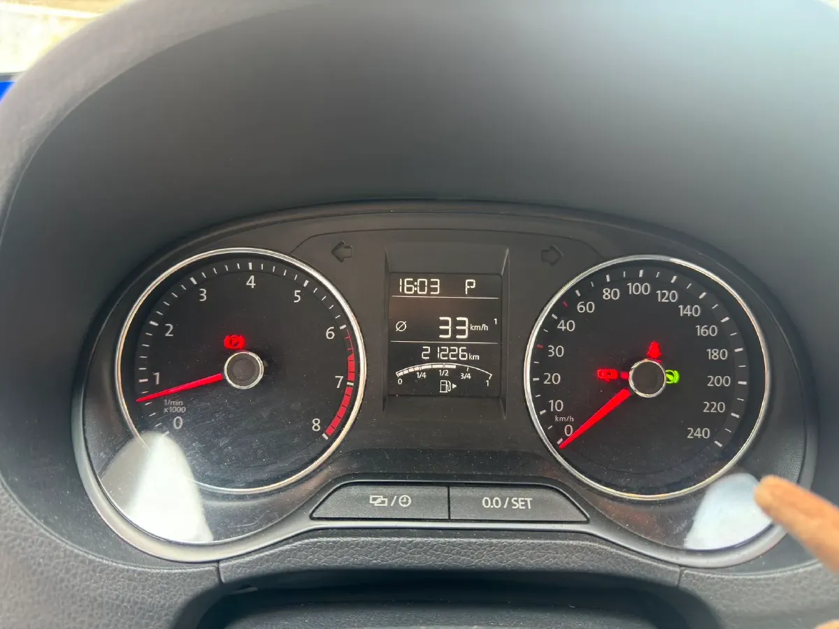 2016 Volkswagen Polo 1.6L 110HP L4 6AT,autocango,china used car exporter,china ev exporter,chinese used car exporter,chinese used ev exporter