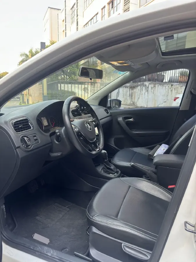 2016 Volkswagen Polo 1.6L 110HP L4 6AT,autocango,china used car exporter,china ev exporter,chinese used car exporter,chinese used ev exporter