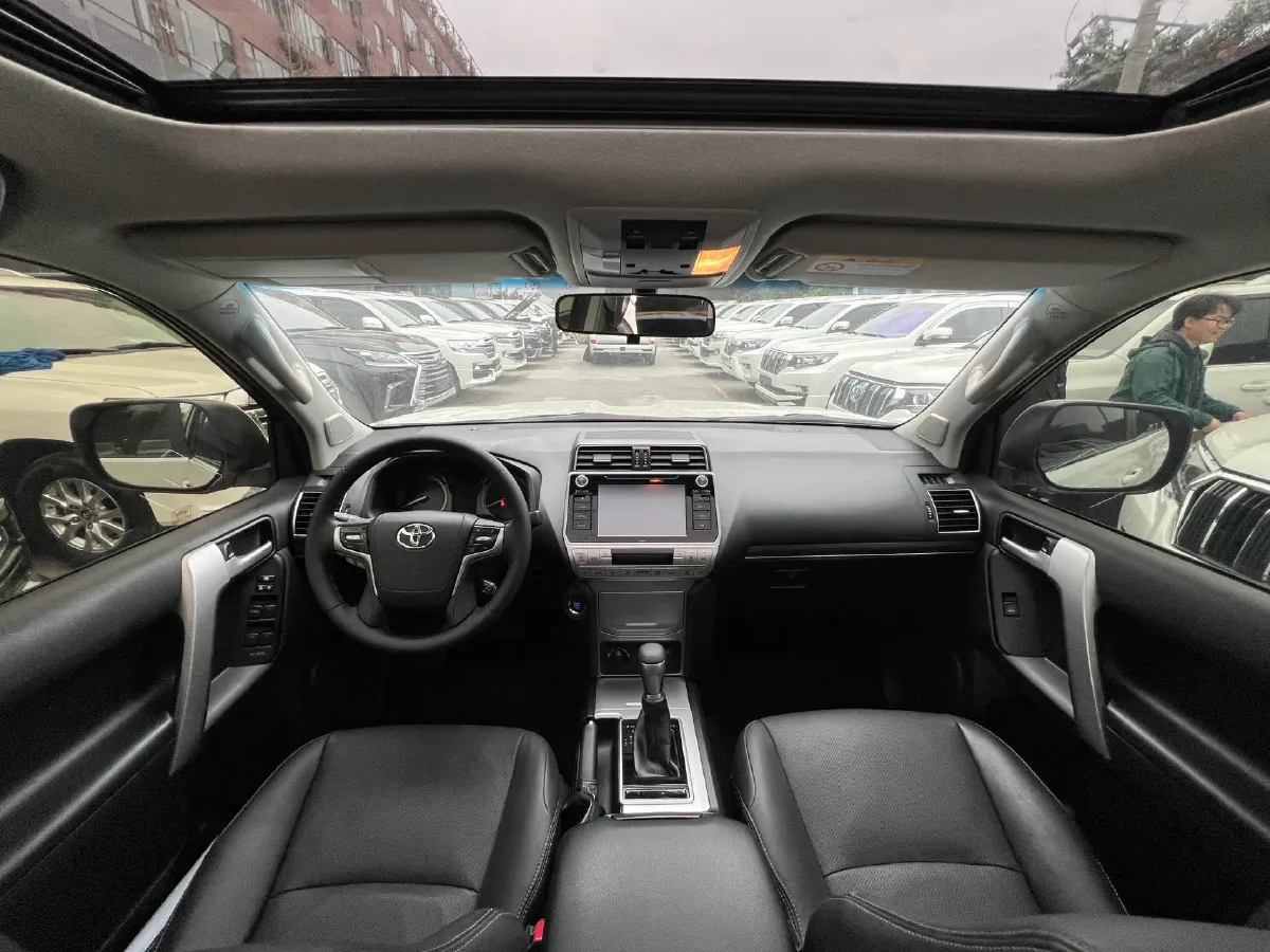 2019 Toyota Land Cruiser Prado 3.5L 280HP V6 6AT,autocango,china used car exporter,china ev exporter,chinese used car exporter,chinese used ev exporter