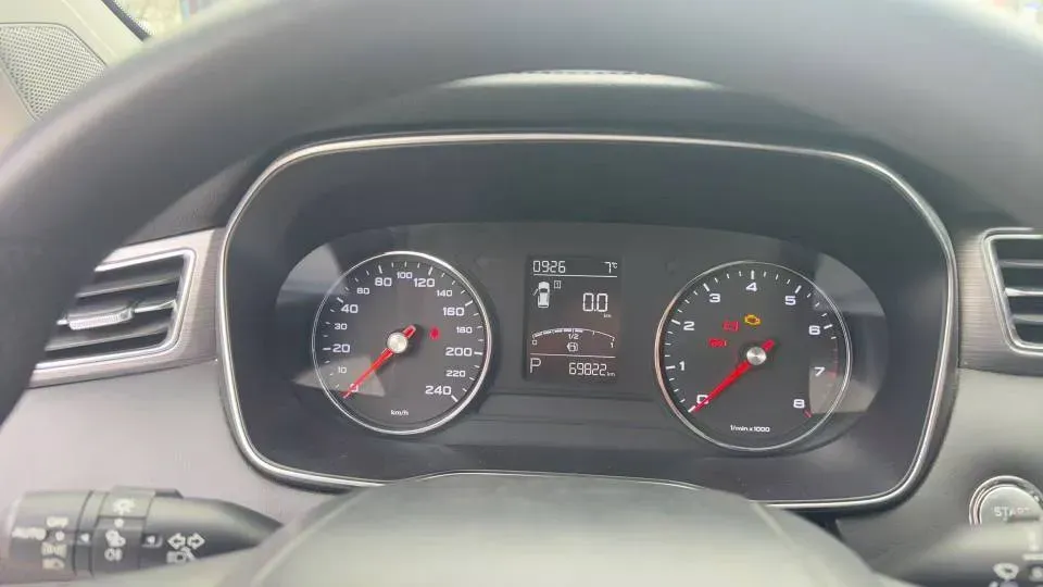 2020 Roewe RX5 1.5T 173HP L4 7DCT,autocango,china used car exporter,china ev exporter,chinese used car exporter,chinese used ev exporter