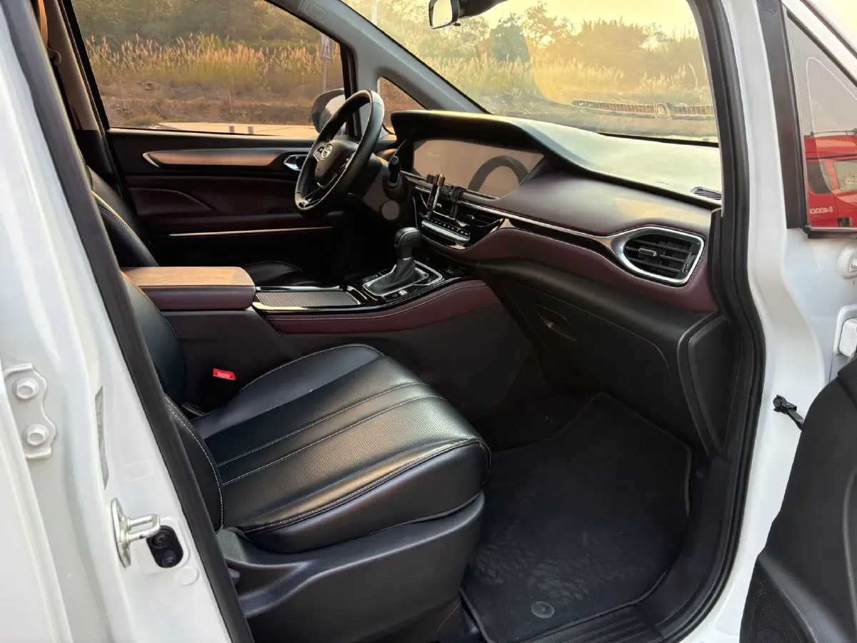 2023 GAC Trumpchi M6 1.5T 177HP L4 7DCT,autocango,china used car exporter,china ev exporter,chinese used car exporter,chinese used ev exporter