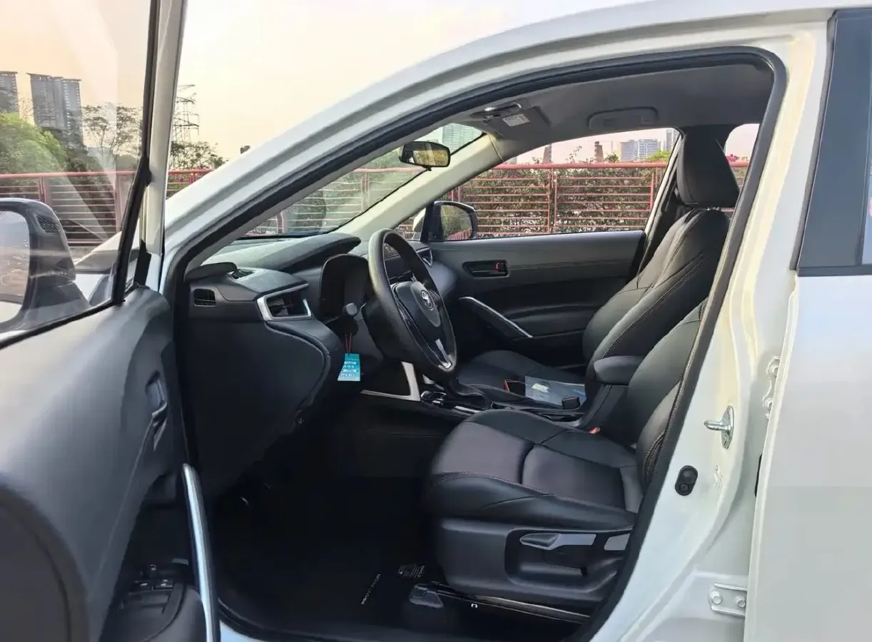 2024 Toyota Frontlander 2.0L 171HP L4 CVT,autocango,china used car exporter,china ev exporter,chinese used car exporter,chinese used ev exporter