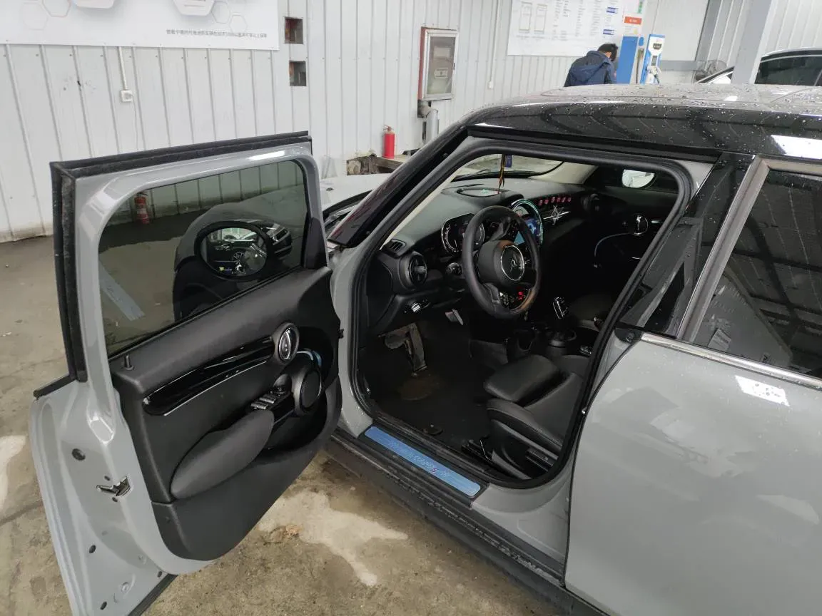 2022 MINI MINI 2.0T 192HP L4 7DCT,autocango,china used car exporter,china ev exporter,chinese used car exporter,chinese used ev exporter