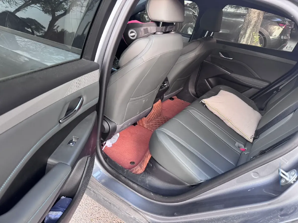 2025 BYD Qin Plus 1.5L 101HP L4 E-CVT PHEV 7.68KWH,autocango,china used car exporter,china ev exporter,chinese used car exporter,chinese used ev exporter