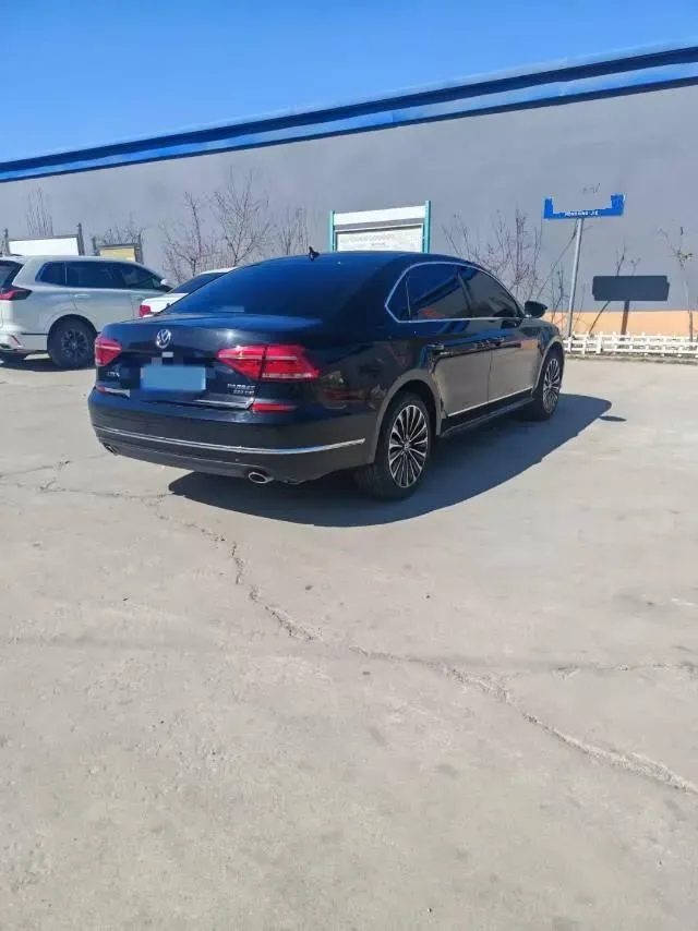 2017 Volkswagen Passat 1.8T 180HP L4 7DCT,autocango,china used car exporter,china ev exporter,chinese used car exporter,chinese used ev exporter