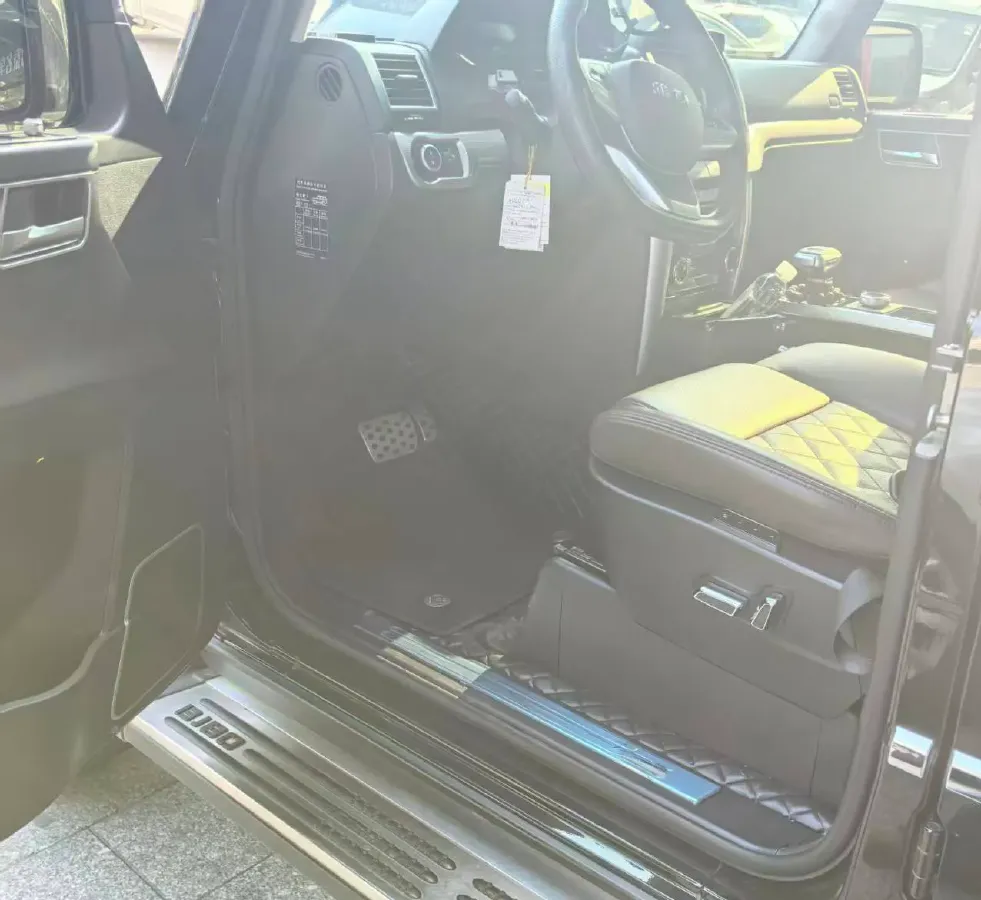 2020 Beijing BJ80 3.0T 280HP V6 8AT,autocango,china used car exporter,china ev exporter,chinese used car exporter,chinese used ev exporter