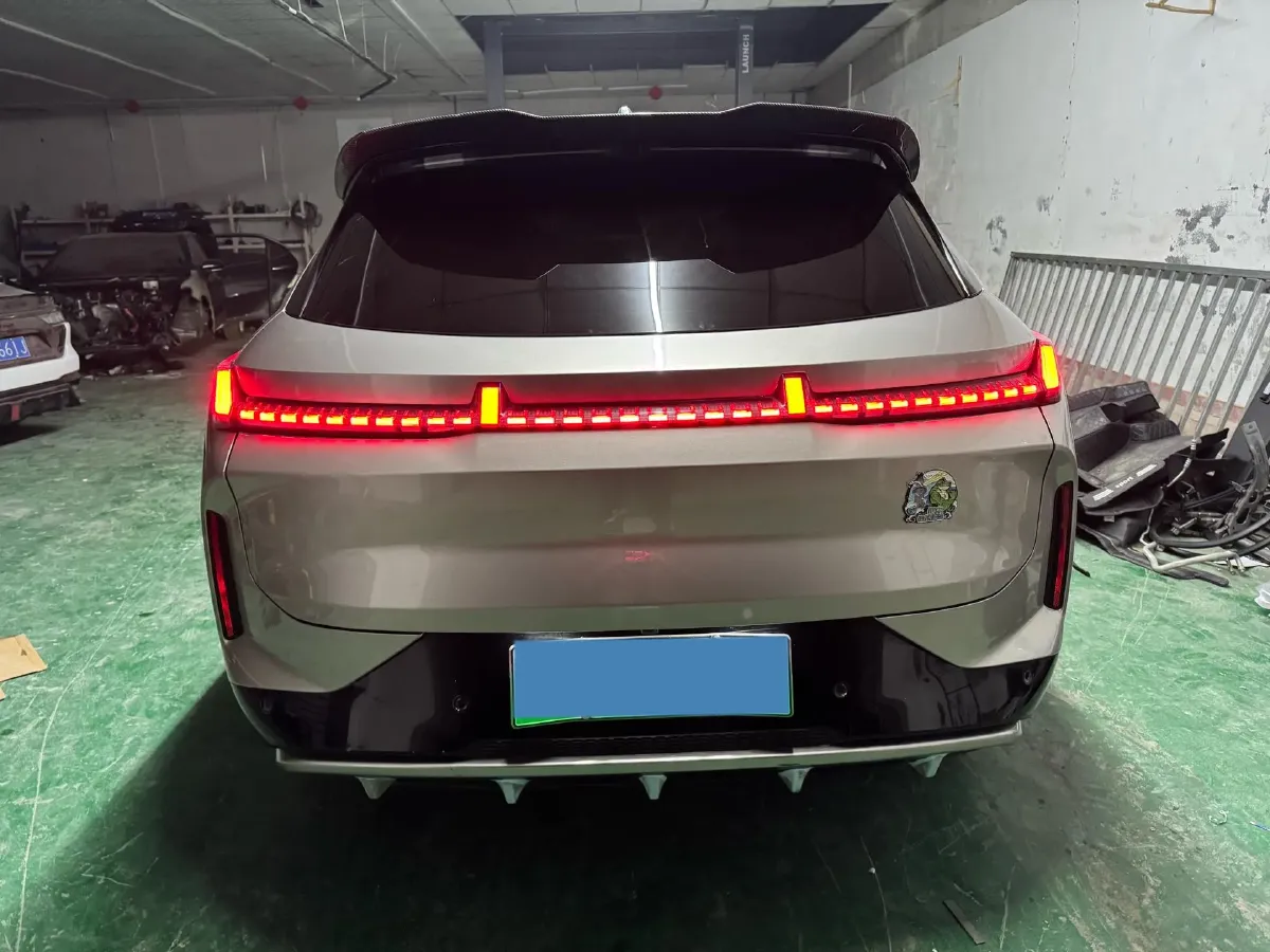 2025 LYNK&CO 08 EM-P 1.5T 163HP L4 3DHT PHEV 39.6KWH,autocango,china used car exporter,china ev exporter,chinese used car exporter,chinese used ev exporter