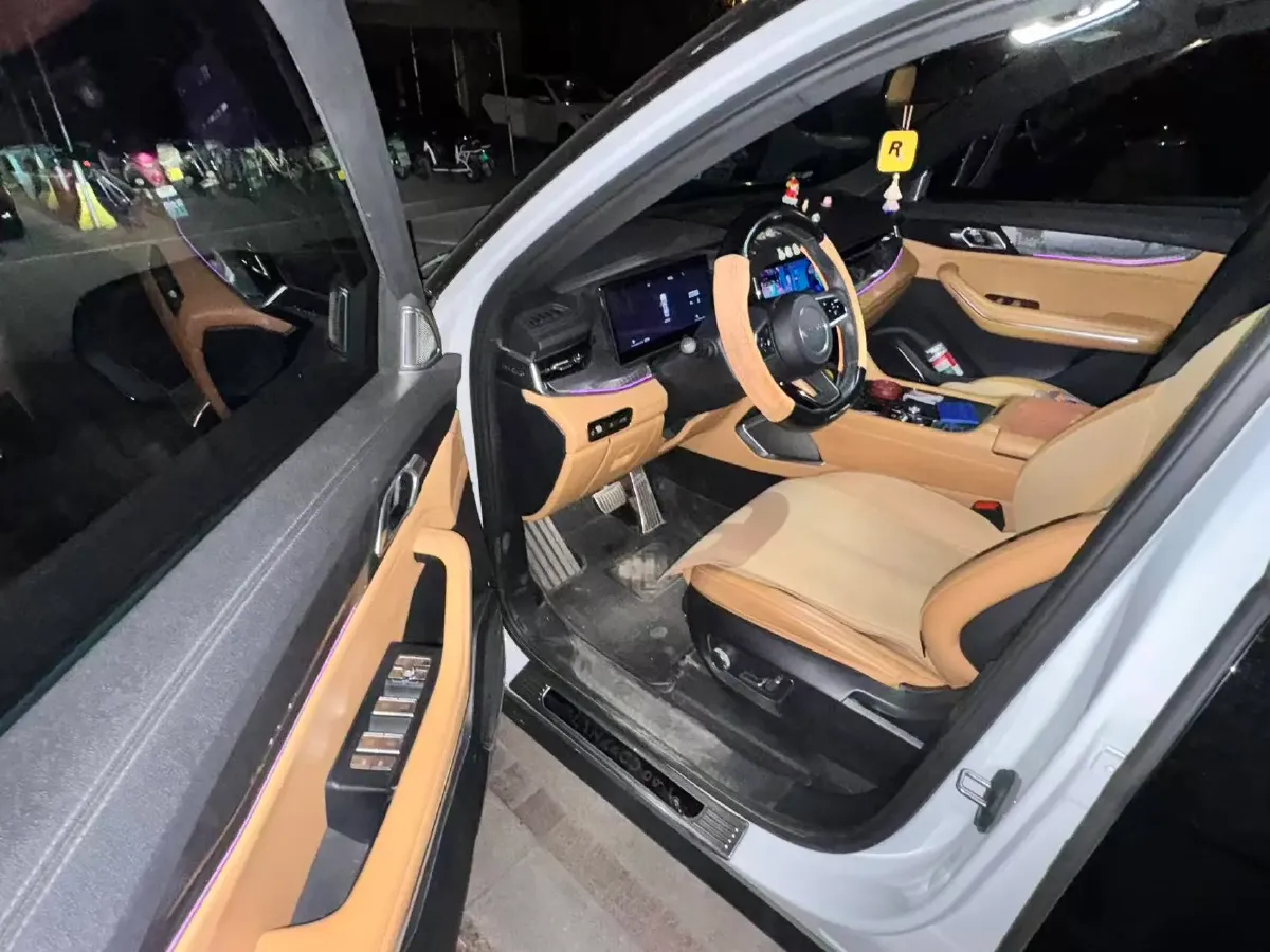 2023 LYNK&CO 09 EM-P 2.0T 254HP L4 3DHT PHEV 40.1KWH,autocango,china used car exporter,china ev exporter,chinese used car exporter,chinese used ev exporter