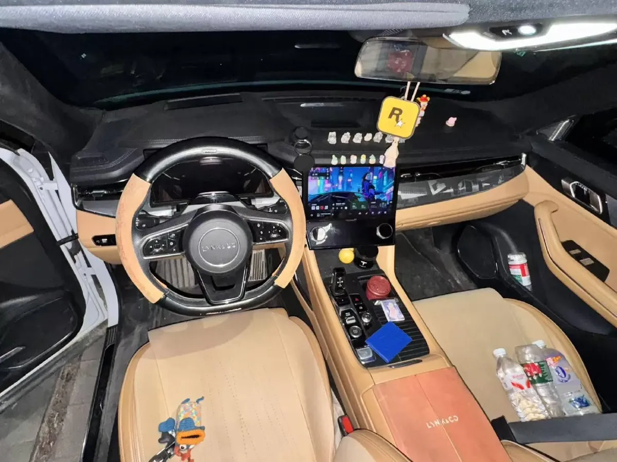 2023 LYNK&CO 09 EM-P 2.0T 254HP L4 3DHT PHEV 40.1KWH,autocango,china used car exporter,china ev exporter,chinese used car exporter,chinese used ev exporter