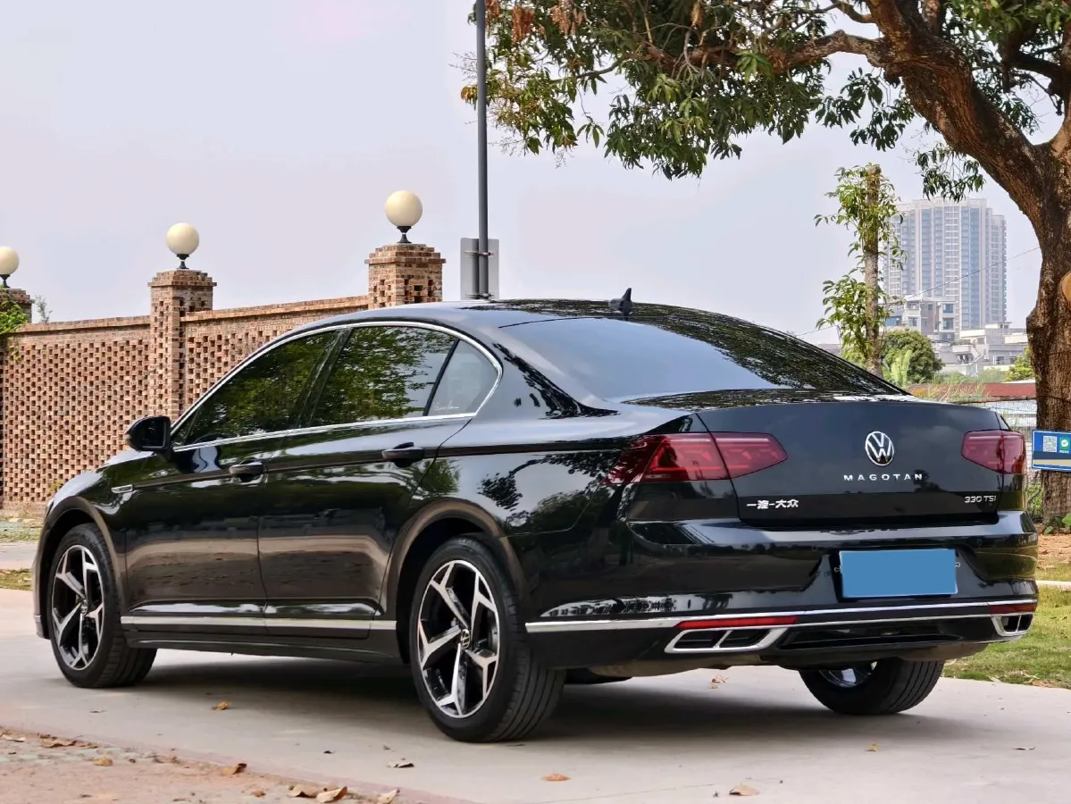 2023 Volkswagen Magotan 2.0T 186HP L4 7DCT,autocango,china used car exporter,china ev exporter,chinese used car exporter,chinese used ev exporter