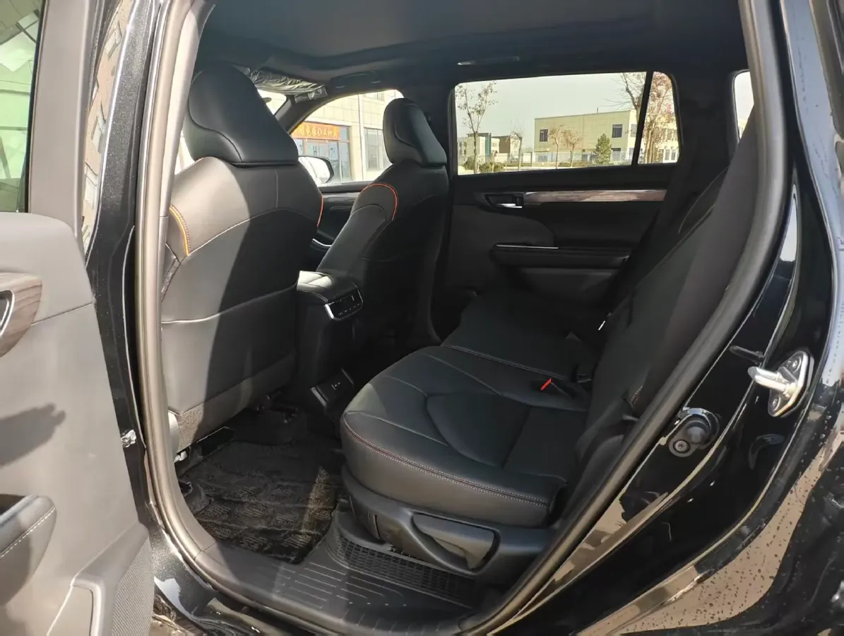 2024 Toyota Crown Kluger 2.5L 189HP L4 E-CVT Hybrid,autocango,china used car exporter,china ev exporter,chinese used car exporter,chinese used ev exporter