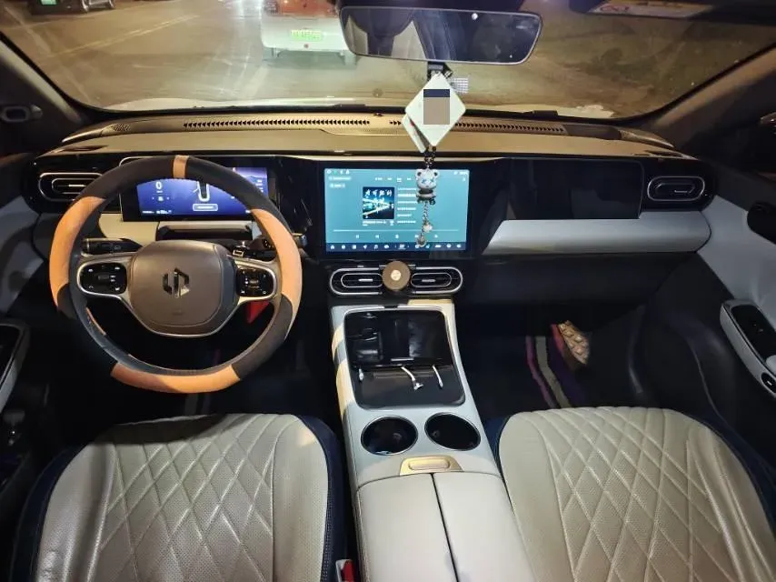 2024 Leapmotor C01 BEV 62.8KWH,autocango,china used car exporter,china ev exporter,chinese used car exporter,chinese used ev exporter