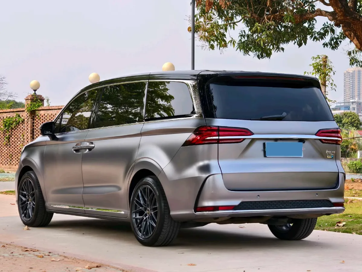 2021 Roewe iMAX8 2.0T 234HP L4 8AT,autocango,china used car exporter,china ev exporter,chinese used car exporter,chinese used ev exporter