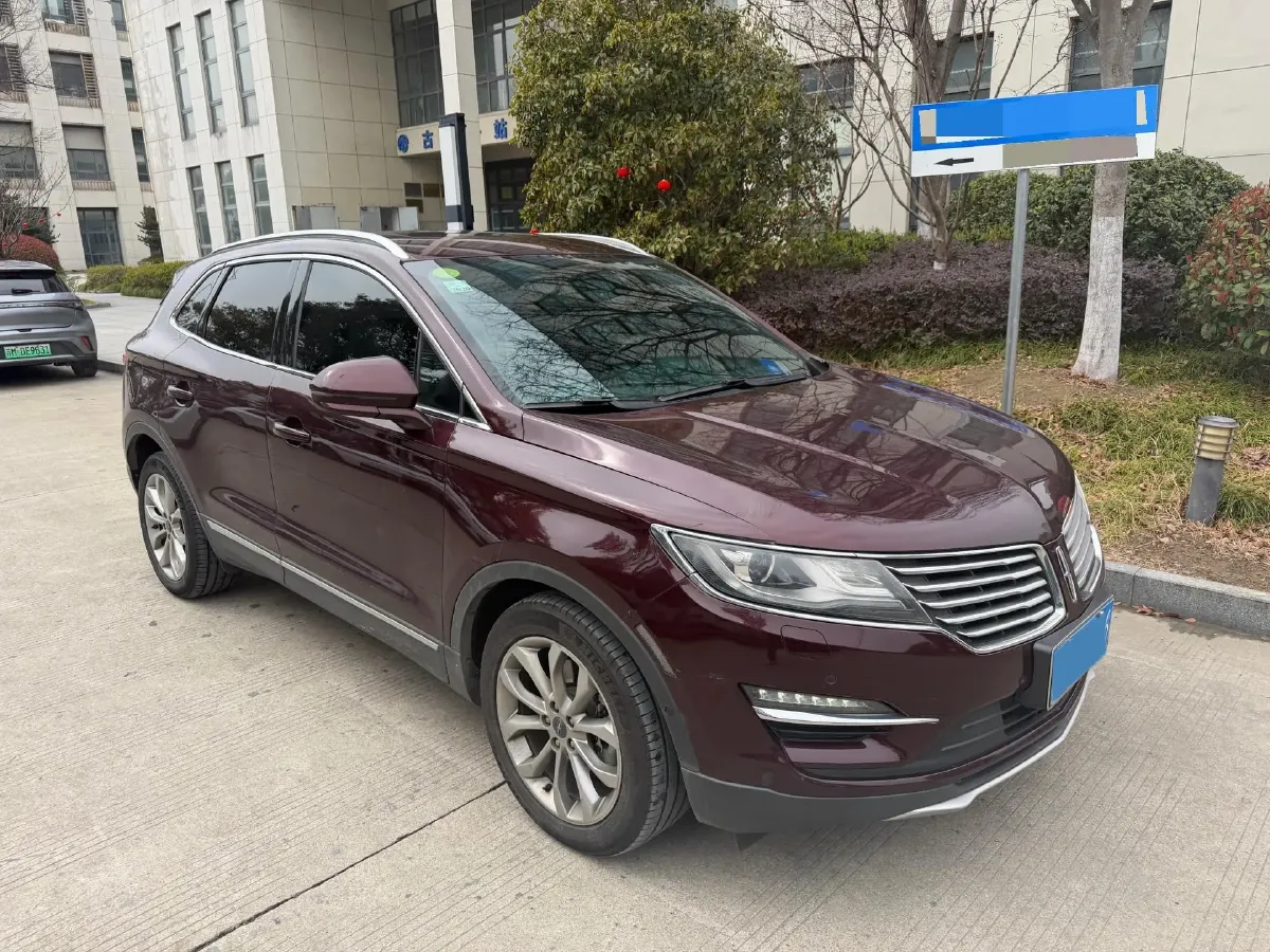 2018 Lincoln MKC 2.0T 203HP L4 6AT,autocango,china used car exporter,china ev exporter,chinese used car exporter,chinese used ev exporter