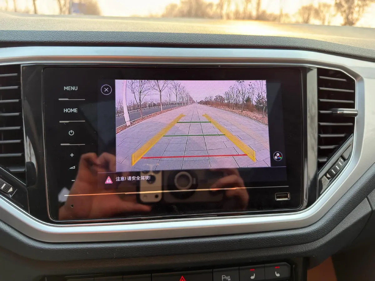 2022 Volkswagen T-Roc 1.4T 150HP L4 7DCT,autocango,china used car exporter,china ev exporter,chinese used car exporter,chinese used ev exporter