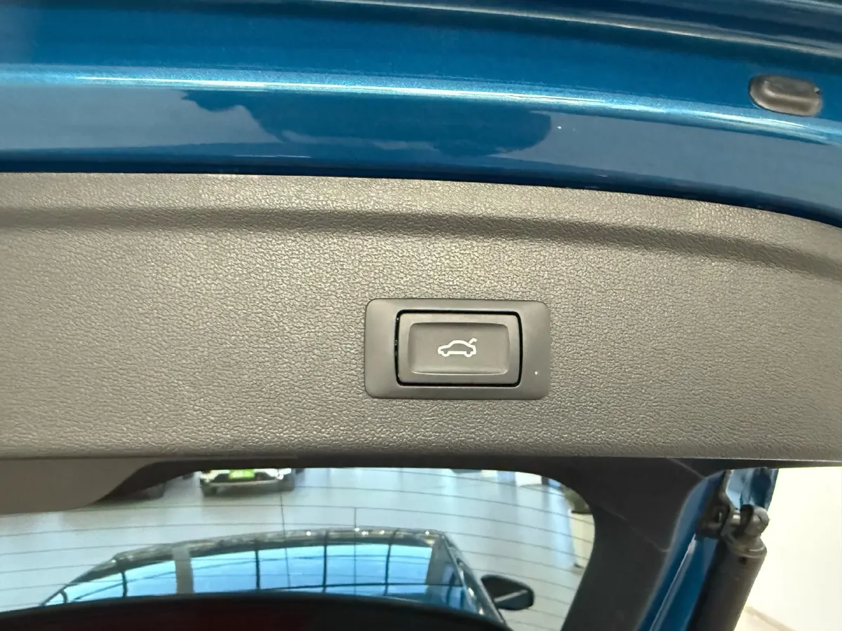 2021 Audi A3 1.4T 150HP L4 7DCT,autocango,china used car exporter,china ev exporter,chinese used car exporter,chinese used ev exporter