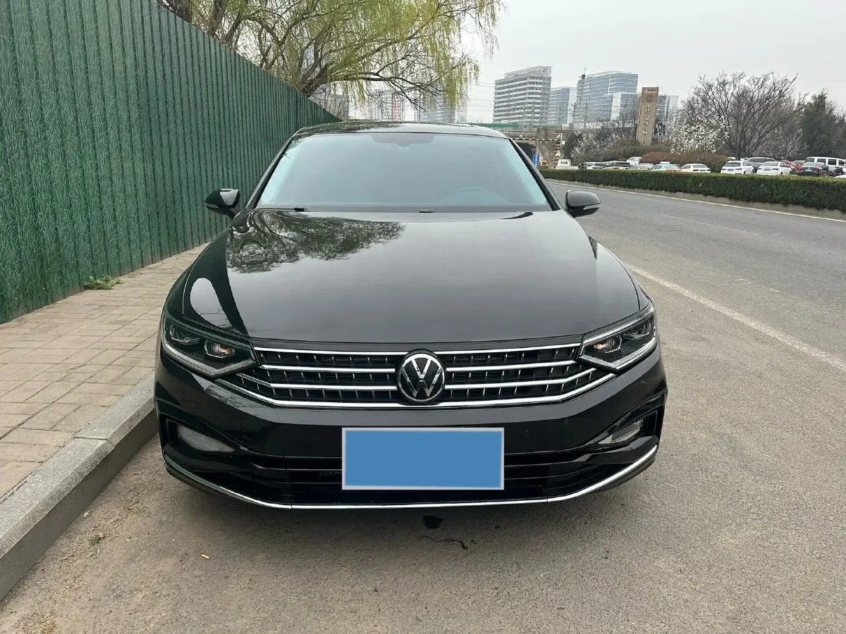 2024 Volkswagen Magotan 2.0T 186HP L4 7DCT,autocango,china used car exporter,china ev exporter,chinese used car exporter,chinese used ev exporter