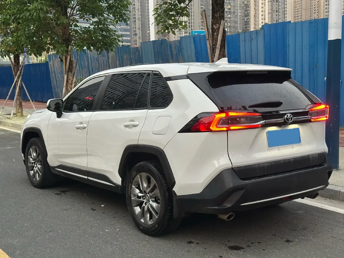 2021 Toyota Wildlander 2.0L 171HP L4 CVT,autocango,china used car exporter,china ev exporter,chinese used car exporter,chinese used ev exporter