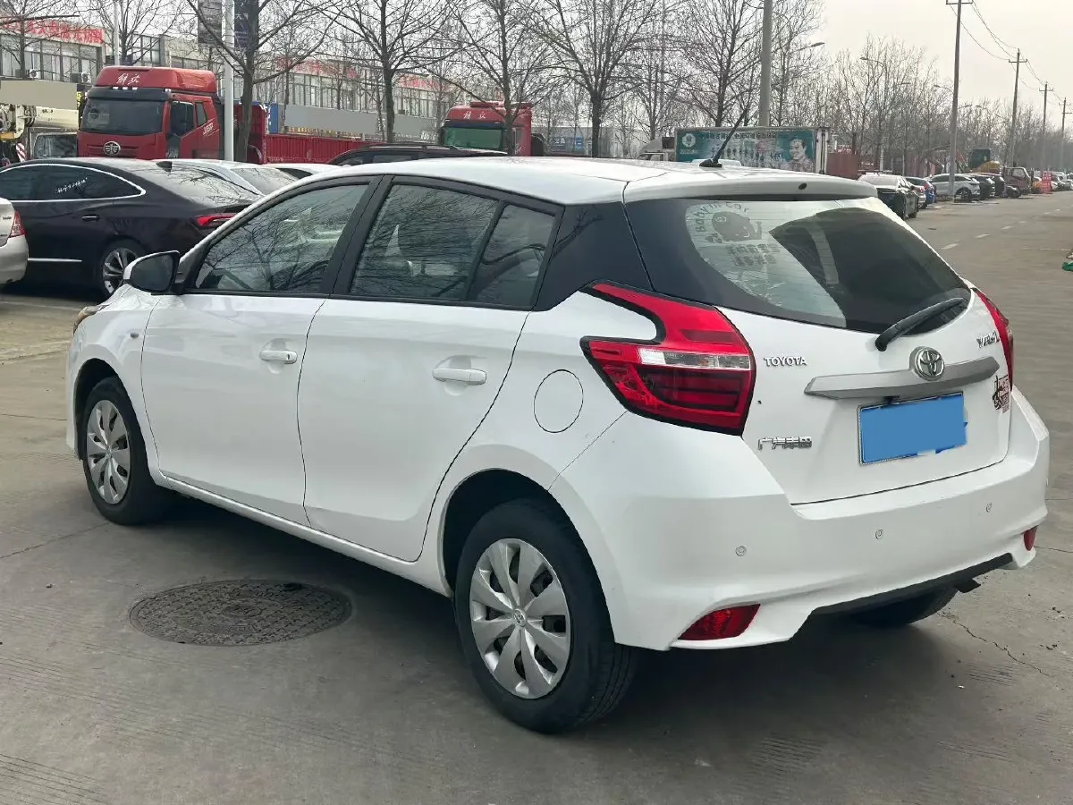 2018 Toyota Yaris L 1.5L 107HP L4 CVT,autocango,china used car exporter,china ev exporter,chinese used car exporter,chinese used ev exporter