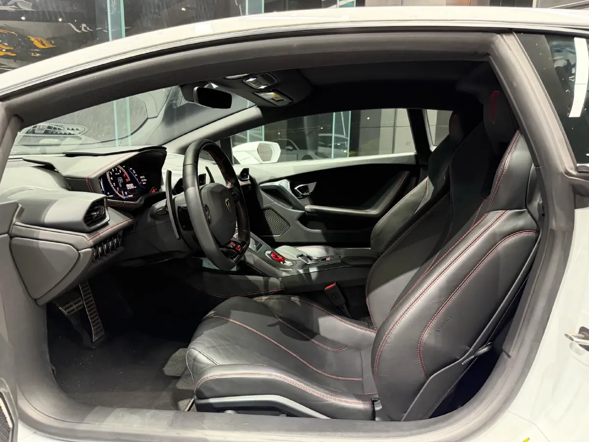 2020 Lamborghini Huracán 5.2L 611HP V10 7DCT,autocango,china used car exporter,china ev exporter,chinese used car exporter,chinese used ev exporter