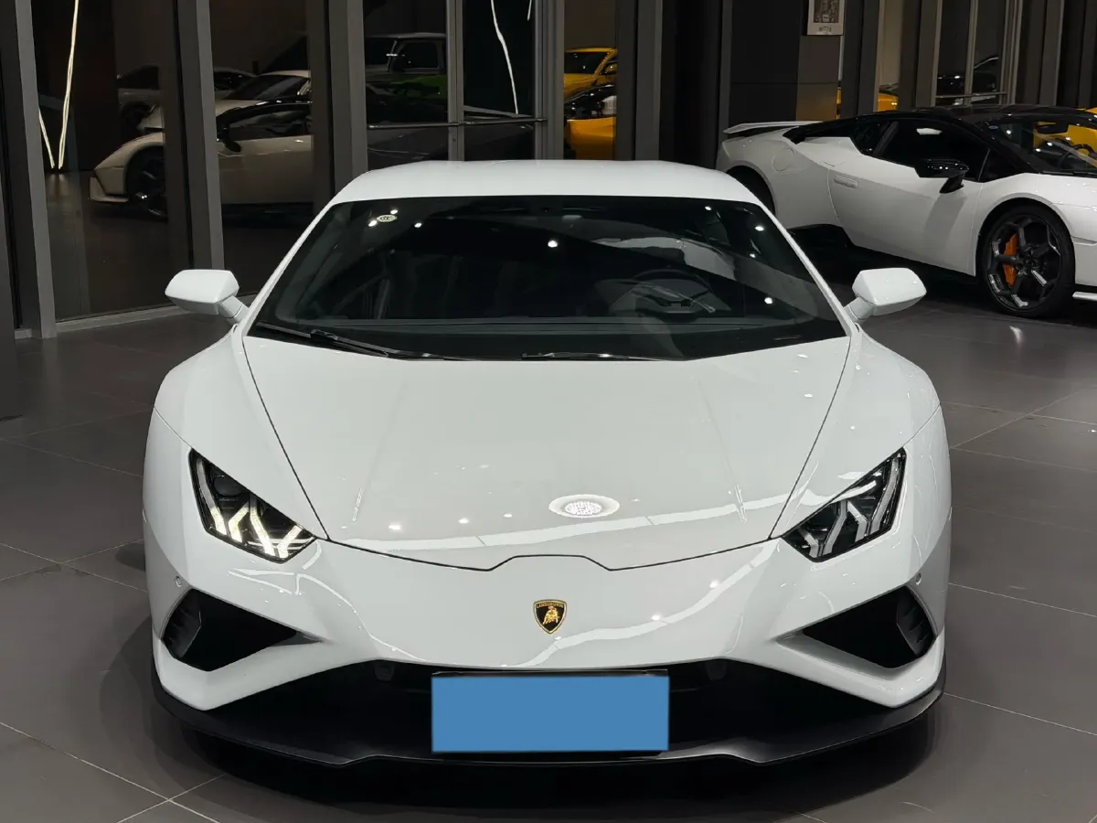2020 Lamborghini Huracán 5.2L 611HP V10 7DCT,autocango,china used car exporter,china ev exporter,chinese used car exporter,chinese used ev exporter