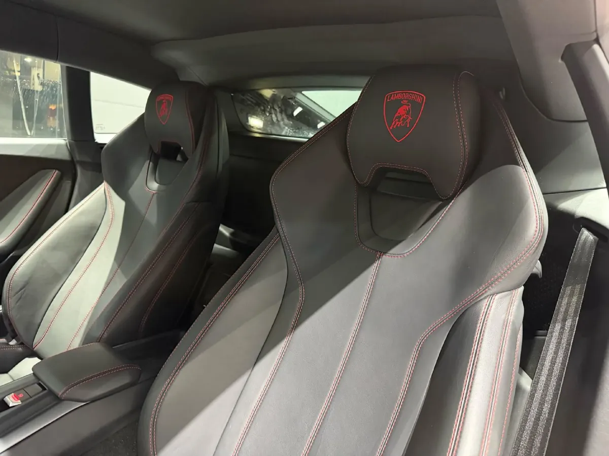 2020 Lamborghini Huracán 5.2L 611HP V10 7DCT,autocango,china used car exporter,china ev exporter,chinese used car exporter,chinese used ev exporter