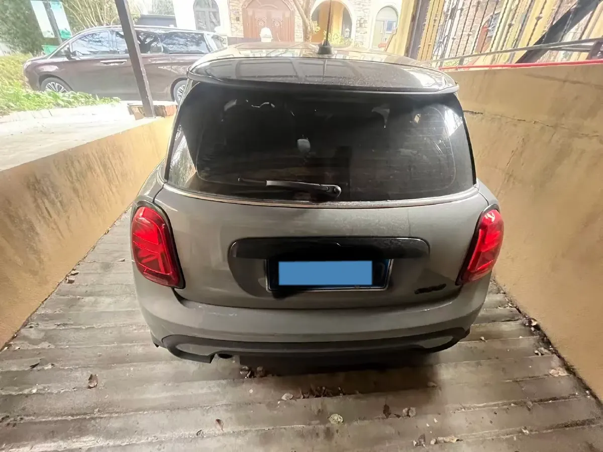 2022 MINI MINI 1.5T 136HP L3 7DCT,autocango,china used car exporter,china ev exporter,chinese used car exporter,chinese used ev exporter