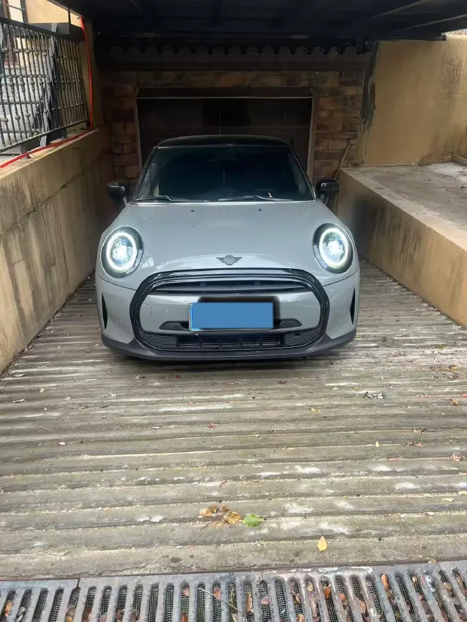 2022 MINI MINI 1.5T 136HP L3 7DCT,autocango,china used car exporter,china ev exporter,chinese used car exporter,chinese used ev exporter
