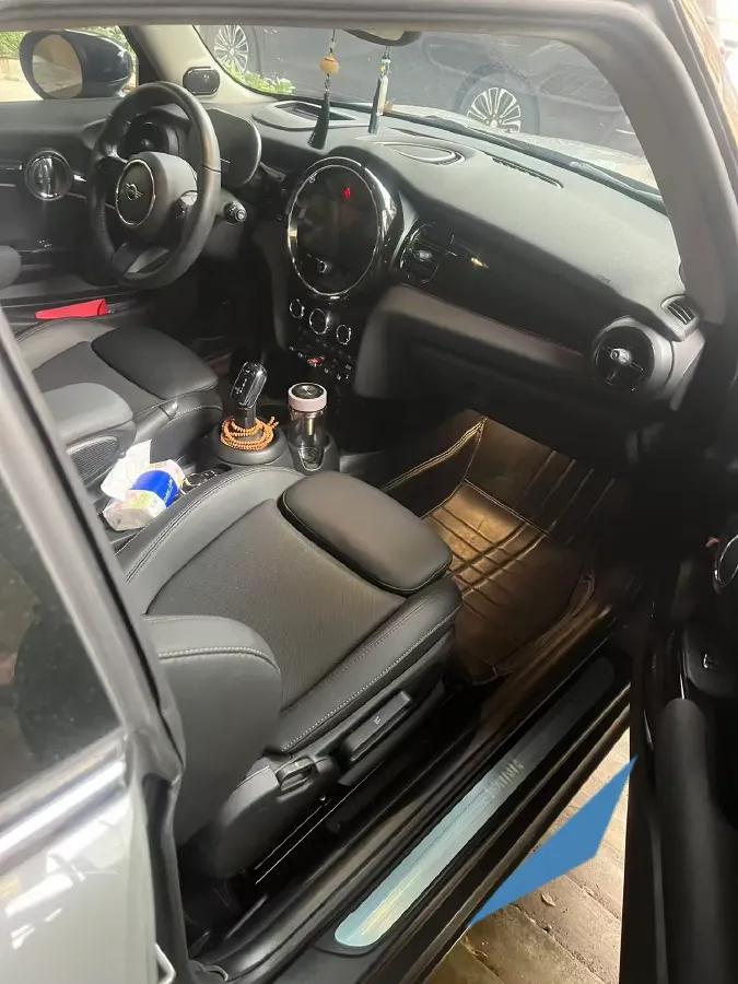 2022 MINI MINI 1.5T 136HP L3 7DCT,autocango,china used car exporter,china ev exporter,chinese used car exporter,chinese used ev exporter