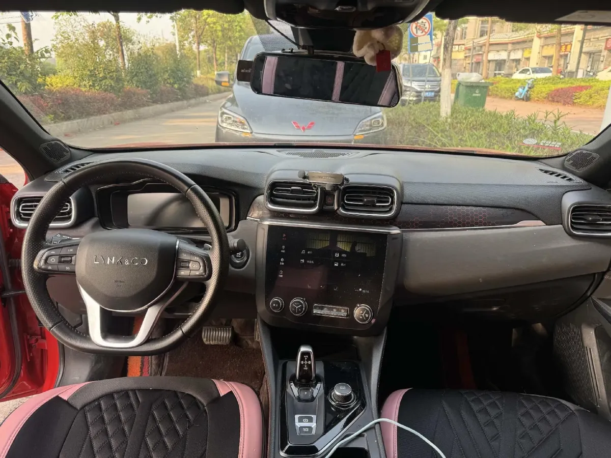 2019 Qoros 5 1.6T 197HP L4 7DCT,autocango,china used car exporter,china ev exporter,chinese used car exporter,chinese used ev exporter