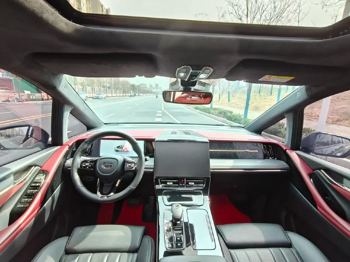 2024 GAC Trumpchi M8 2.0T 252HP L4 8AT,autocango,china used car exporter,china ev exporter,chinese used car exporter,chinese used ev exporter