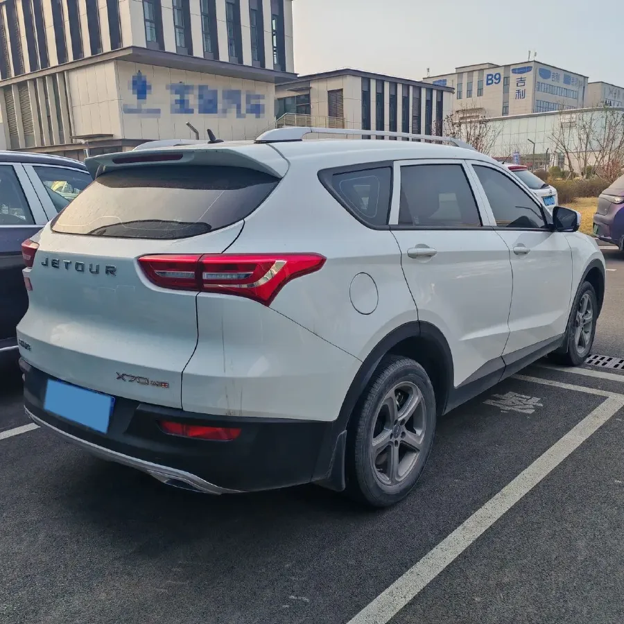 2018 Jetour X70 1.5T 147HP L4 5MT,autocango,china used car exporter,china ev exporter,chinese used car exporter,chinese used ev exporter