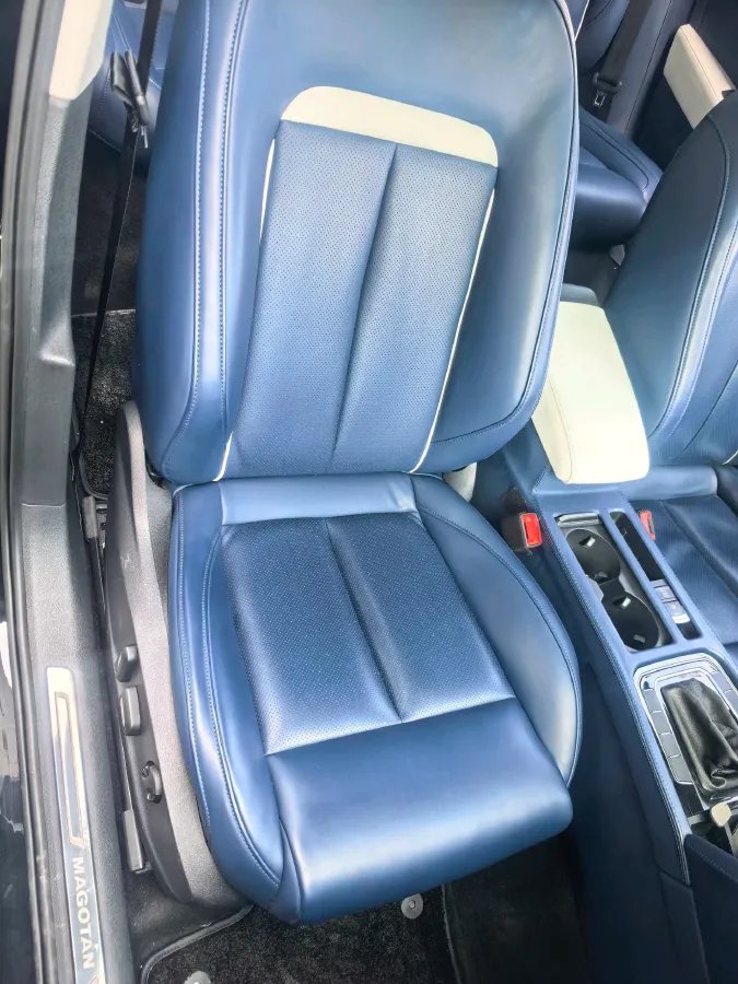 2019 Volkswagen Magotan 2.0T 186HP L4 7DCT,autocango,china used car exporter,china ev exporter,chinese used car exporter,chinese used ev exporter