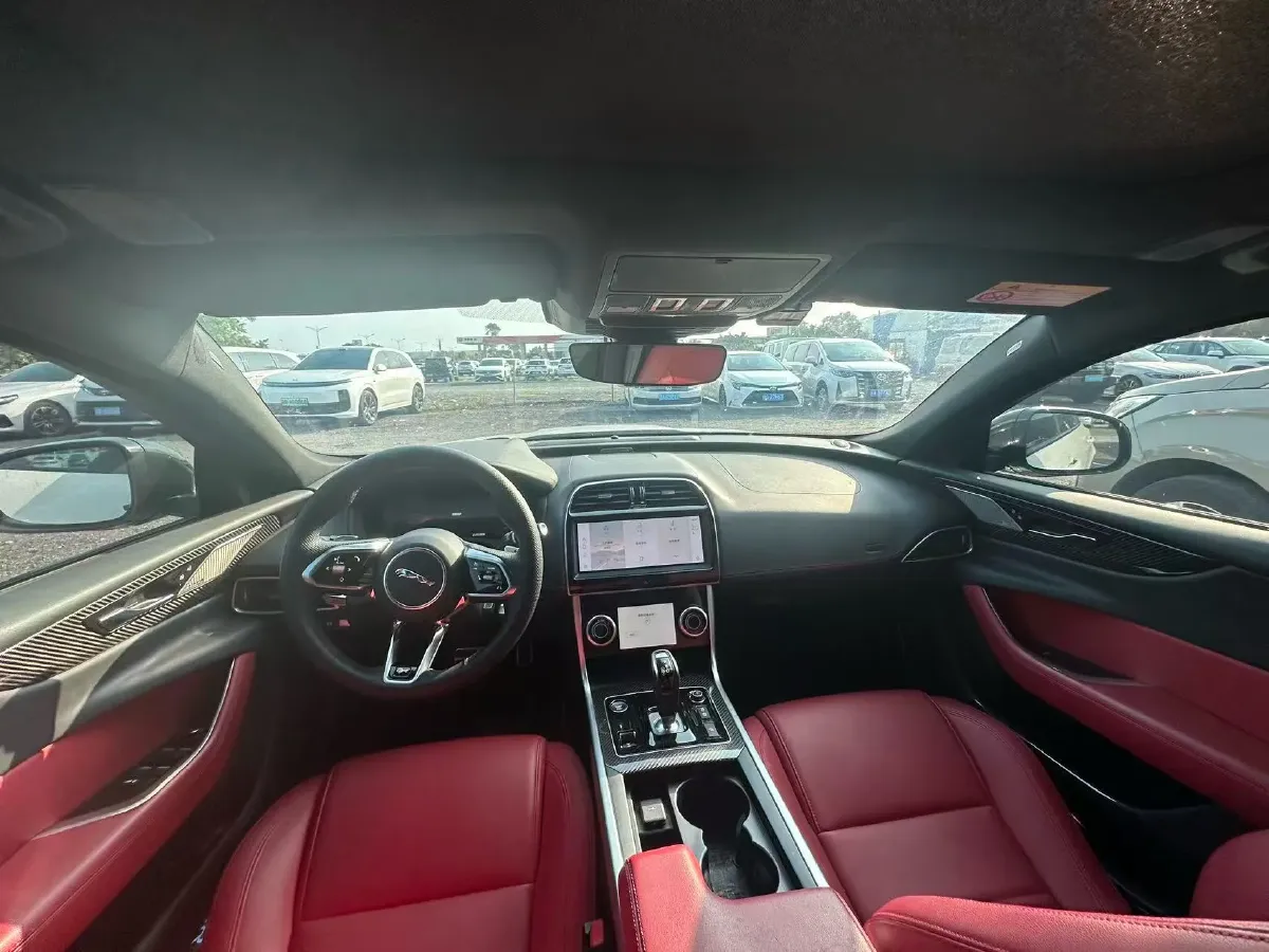 2023 Jaguar XEL 2.0T 250HP L4 8AT,autocango,china used car exporter,china ev exporter,chinese used car exporter,chinese used ev exporter