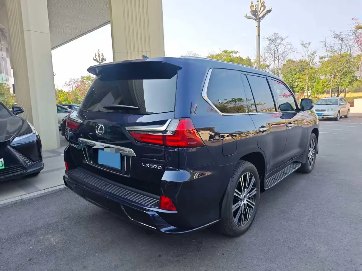 2019 Lexus LX 5.7L 367HP V8 8AT,autocango,china used car exporter,china ev exporter,chinese used car exporter,chinese used ev exporter
