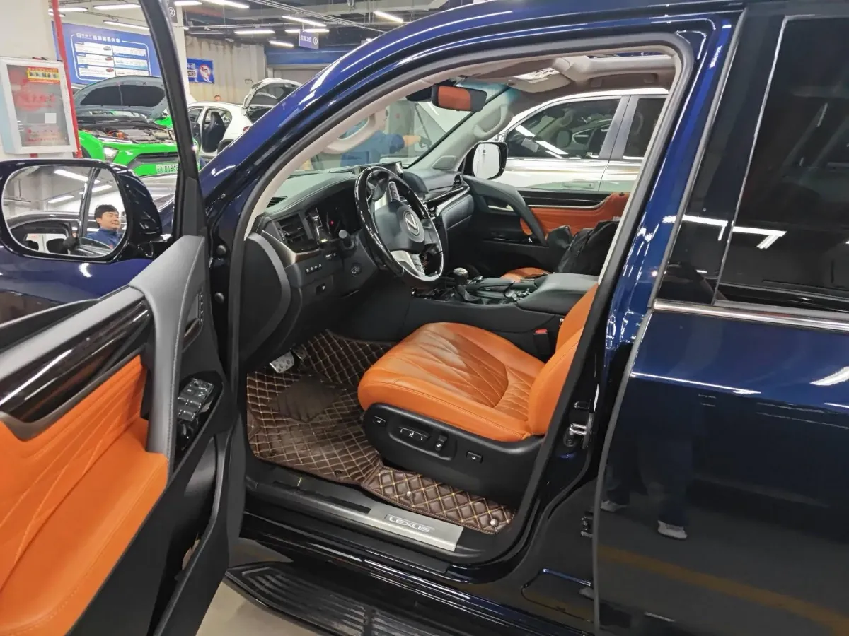 2019 Lexus LX 5.7L 367HP V8 8AT,autocango,china used car exporter,china ev exporter,chinese used car exporter,chinese used ev exporter