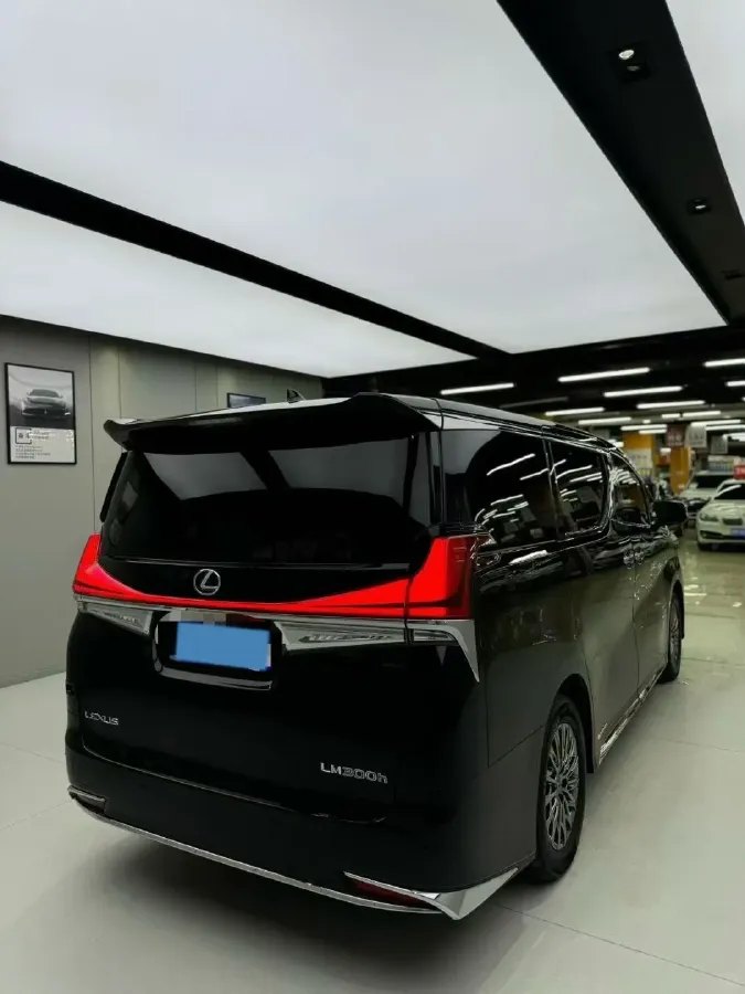 2020 Lexus LM 2.5L 117HP L4 E-CVT Hybrid,autocango,china used car exporter,china ev exporter,chinese used car exporter,chinese used ev exporter