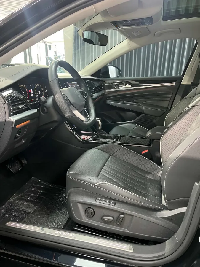 2023 Volkswagen Passat 2.0T 186HP L4 7DCT,autocango,china used car exporter,china ev exporter,chinese used car exporter,chinese used ev exporter