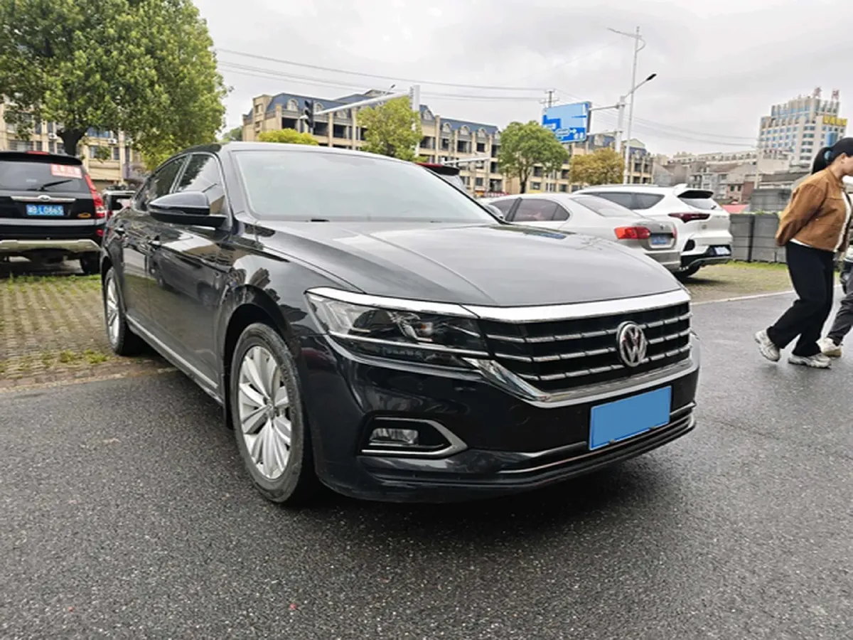 2019 Skoda Kodiak 2.0T 186HP L4 7DCT,autocango,china used car exporter,china ev exporter,chinese used car exporter,chinese used ev exporter