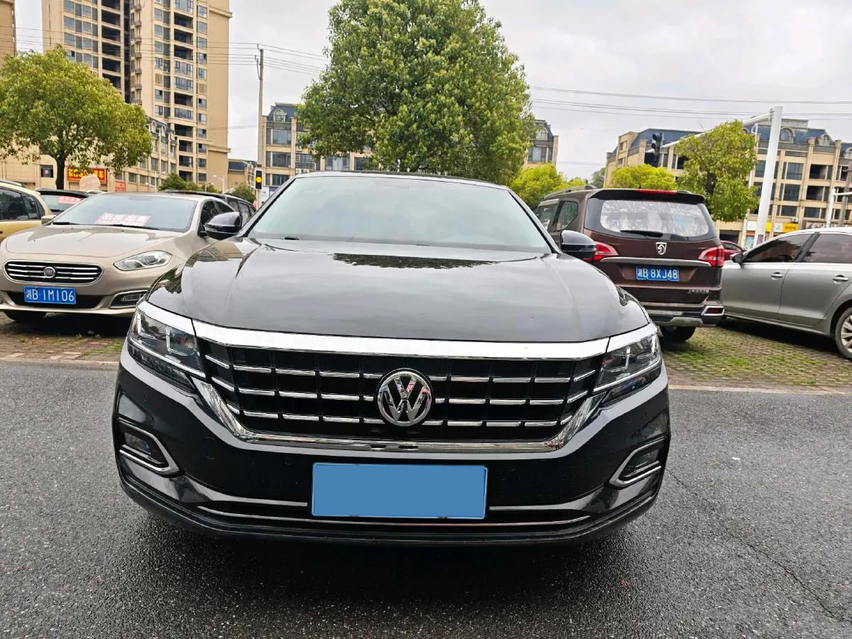 2019 Skoda Kodiak 2.0T 186HP L4 7DCT,autocango,china used car exporter,china ev exporter,chinese used car exporter,chinese used ev exporter