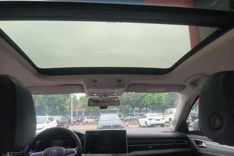 2023 Volkswagen Sagitar 1.4T 150HP L4 7DCT,autocango,china used car exporter,china ev exporter,chinese used car exporter,chinese used ev exporter