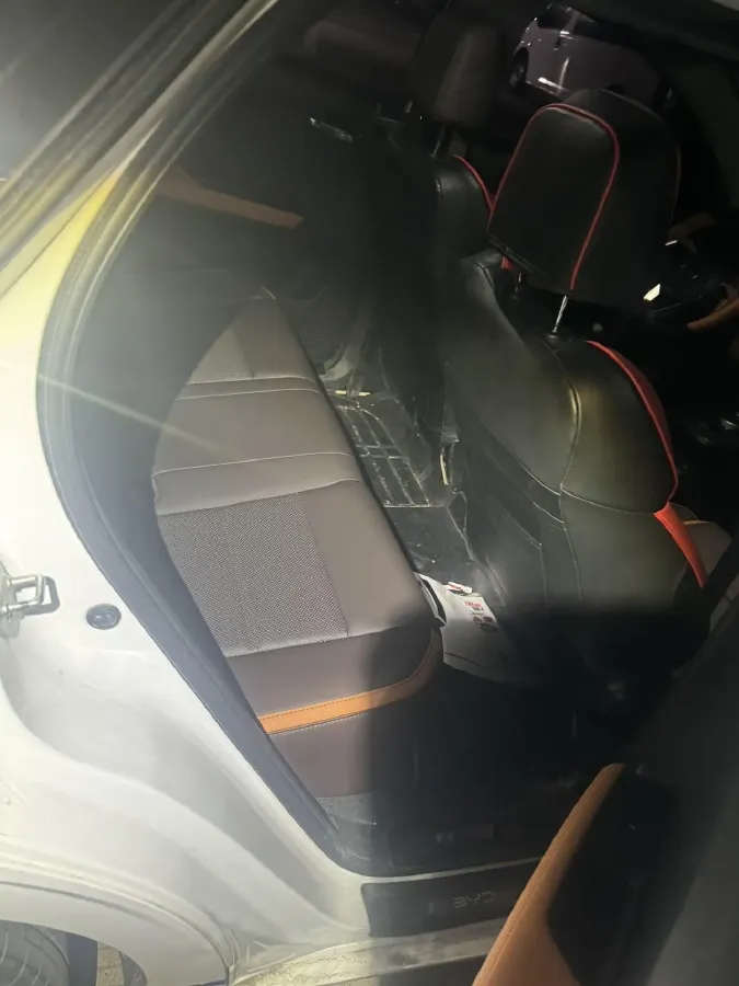 2021 Geely Azkarra 1.8T 184HP L4 7DCT,autocango,china used car exporter,china ev exporter,chinese used car exporter,chinese used ev exporter