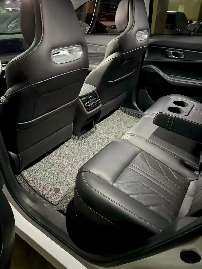 2024 ChangAn UNI-K 2.0T 233HP L4 8AT,autocango,china used car exporter,china ev exporter,chinese used car exporter,chinese used ev exporter