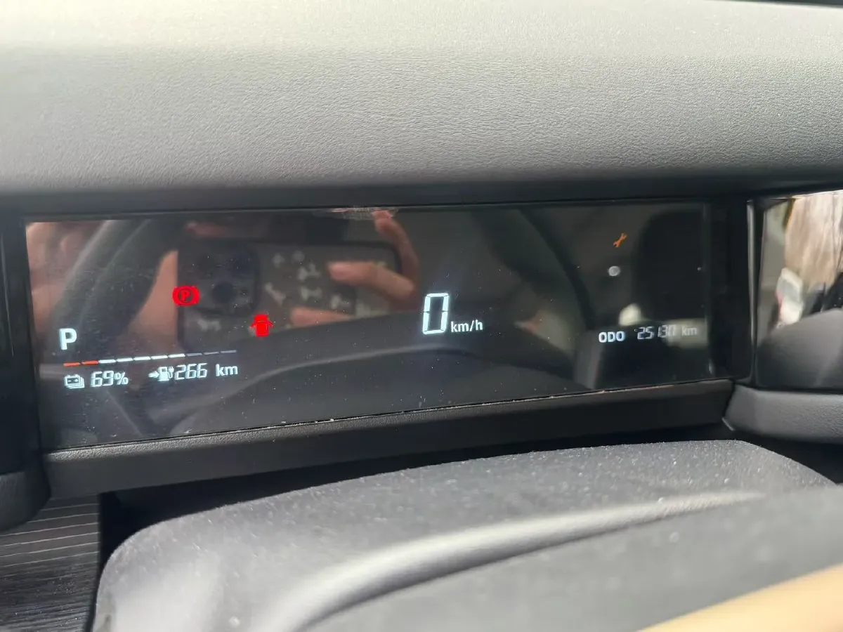 2024 iCAR iCAR 03T BEV 69.77KWH,autocango,china used car exporter,china ev exporter,chinese used car exporter,chinese used ev exporter